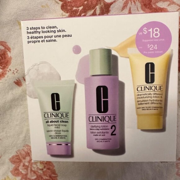 Clinique 3-Step Refresher Course Skincare Gift Set: Soap,  Lotion & Moisturizing - Picture 4 of 10